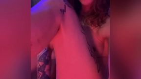 la compilation d un echange avec un fan je me god dans la salle de bain ...