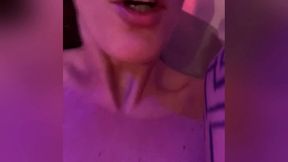 la compilation d un echange avec un fan je me god dans la salle de bain ...