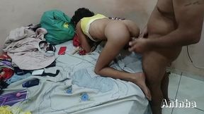 brincando com a enteada filipina