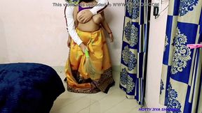 घर के पीछे बहन को बुलाकर उसको कुतिया बना कर चोदा