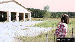 ”Tied up girl Mira V is rubbing her nice cunt”