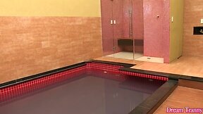 Shemale Amanda Fialho fucks a melon