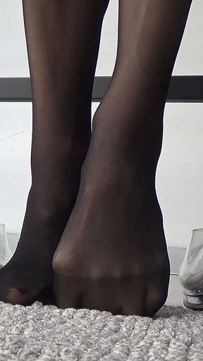 Foot Fetish Solo in Black Tights