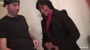 Meres de famille debauchees