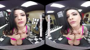 Seductive alt-girl Katrina Jade trades her lips and pussy&#x270C; for her newest tattoo