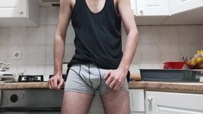 Big Cock Quick Cum In The Kitchen