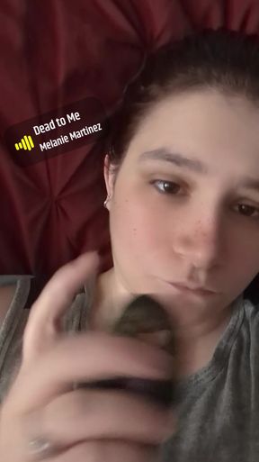 Hot milf exposes her amateur side on OnlyFans