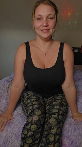 8 Mins Soles Strip Tease JOI