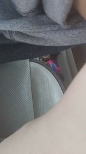 Pissing girl 18