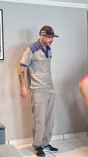Maintenance Worker Provoked by Housewife in Her Underwear!
