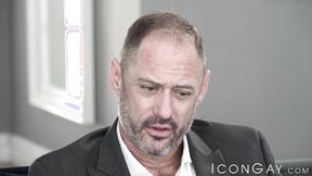 ”Casey Everett submits his butthole to passionate daddy DArclyte”