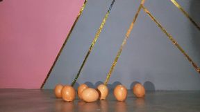 With my high heels I crush and crush while I trample (4)