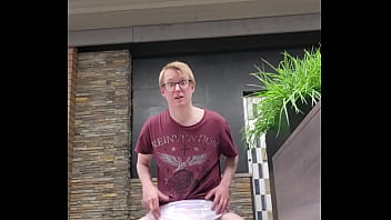 Diaper wank in mall main hallway