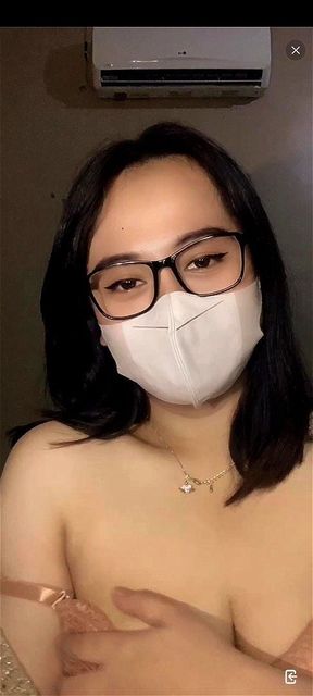 Mikayla HOT51 Live Spil Uting