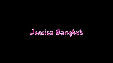 Jessica Bangkok Tit Fucks Justin Long's Big Cock