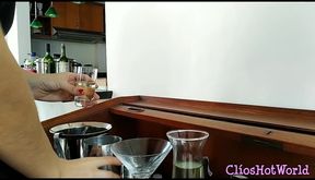 I prepare delicious urine soda, my dirty pee Martini