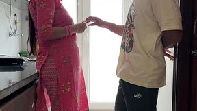 Young nephew gets fucked by step aunt with big ass&#x1F351; after using female condom