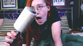 Giantess Discovers Tinies and Vows to Eat them All mkv