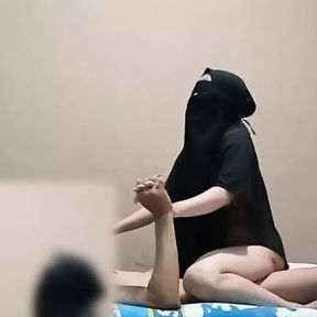 Swaying neighbor in hijab veil hot sex