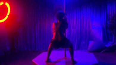 Sucking off my bosses big Cock after my audition, he loved shoving it down my throat!!