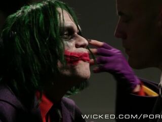 Wicked - Lex fucks supergirl