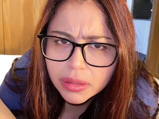 I BET WITH MY STEPMOM THAT I WILL CUM IN HER MOUTH IF SHE LOSES!