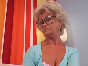 Mil fucking dildo sucking dildo penetrated