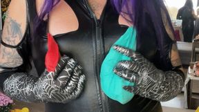 girl in latex and gloves b2p red balloon