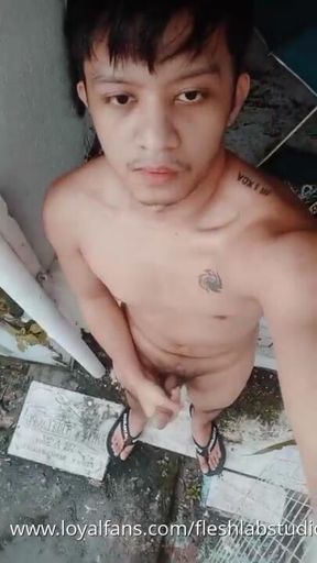 Tattooed Pinoy Twink Risks It All Jerking Off in Cemetery