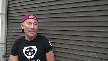 SOUMIS PREND DEUX GROSSES BITES EN DOUBLE