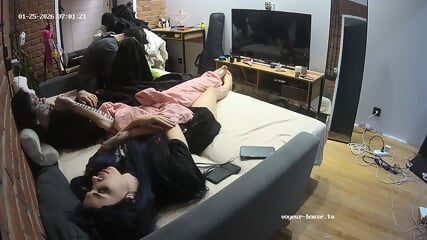 special candid perfect bare feet closeup scenes Bedroom camera at Tristan & Smurfeta reallifecam apartment at Voyeur House TV 25.01.2026 from 06 h 54 min to 08 h 39 min