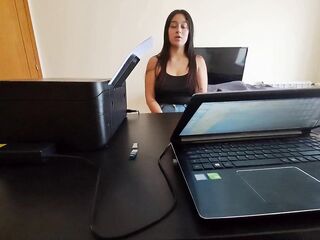 Maid in Jeans and Flip-Flops Signs Agreement to Bang 1 Minute Each Hour Until Her Boss Cums