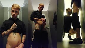 botei o safado pra me mamar no banheirao