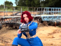 Cosplay vixen in desperate need of hardcore pussy pounding