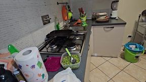 onlymaya - i made him peas but i wanted his sausage