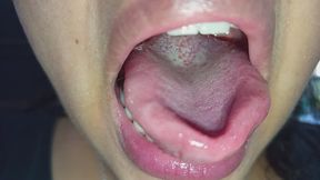 Revisión de lengua, raspado y primer plano de las venas.