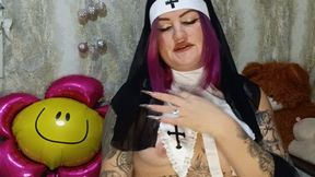 nun Valeri blow foil balloons