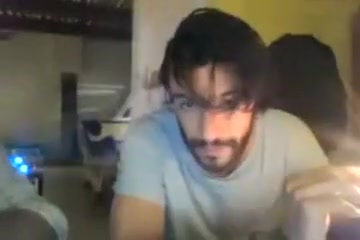 Str8 Bi guy trying to seduce straight friend