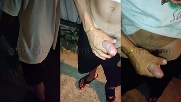 Comi gostoso o cuzinho do Hetero casado e gozei de frango assado