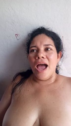 Blowjob in the kitchen amateur deepthroat and delicious