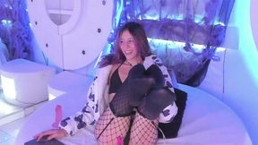 Alix Whitte Private Show