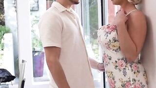 milf Charli Phoenix Takes Care of Her Son's Bully Problem