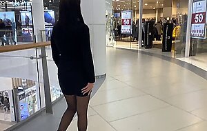 Toni billl, excited babe sucked me all the cum in the mall