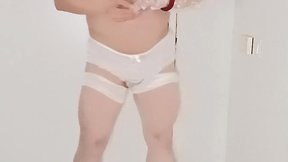 Valentines day cum show featuring a milf in lingerie