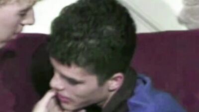Horny twinks make out and blow each other before banging