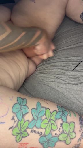 BBW Pussy Play Ends with a Fisting