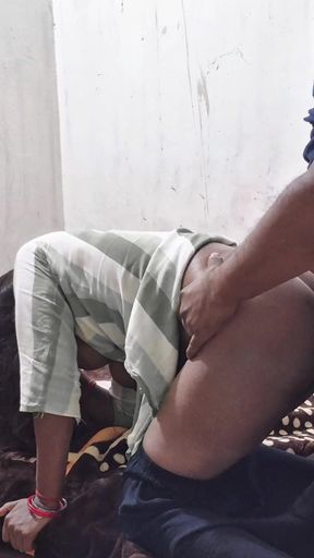 Indian Desi Village Sexy Bhabhi Fucking With Won Husband   Clip 1