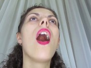 I eat cereals - close up and tasty