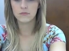 Amateur blonde teen solo dildo