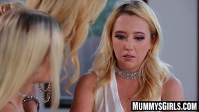 Three hotties explore kinky lesbian play roughly